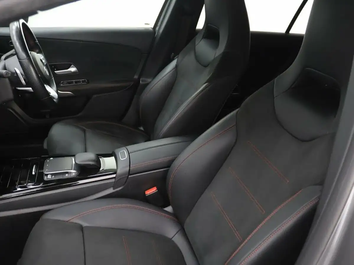 2020-mercedes-benz-a-class-13-a250e-amg-line-hatchback-5d-big-17