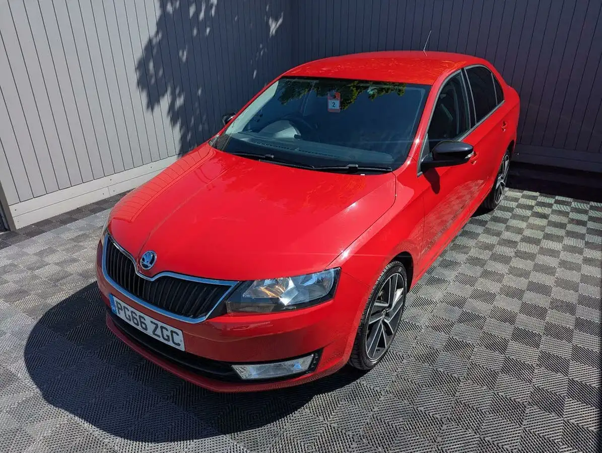 2017-skoda-rapid-12-tsi-sport-big-13