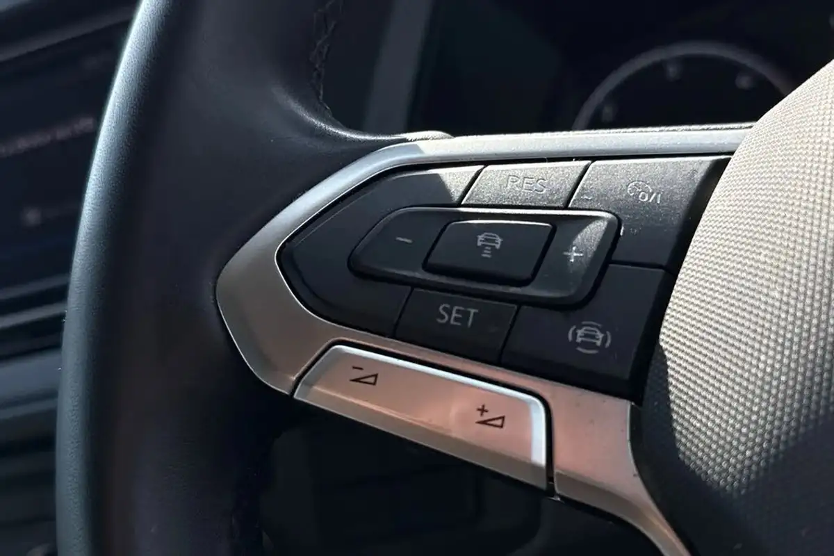 2024-volkswagen-transporter-big-48