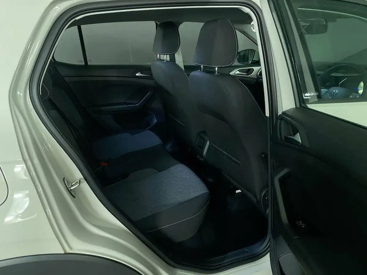 2024-volkswagen-t-cross-10-tsi-move-110ps-dsg-big-18