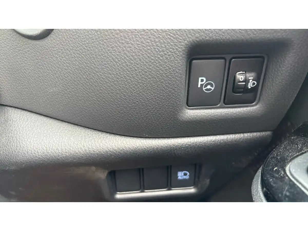 2018-toyota-c-hr-18-vvt-i-excel-big-32