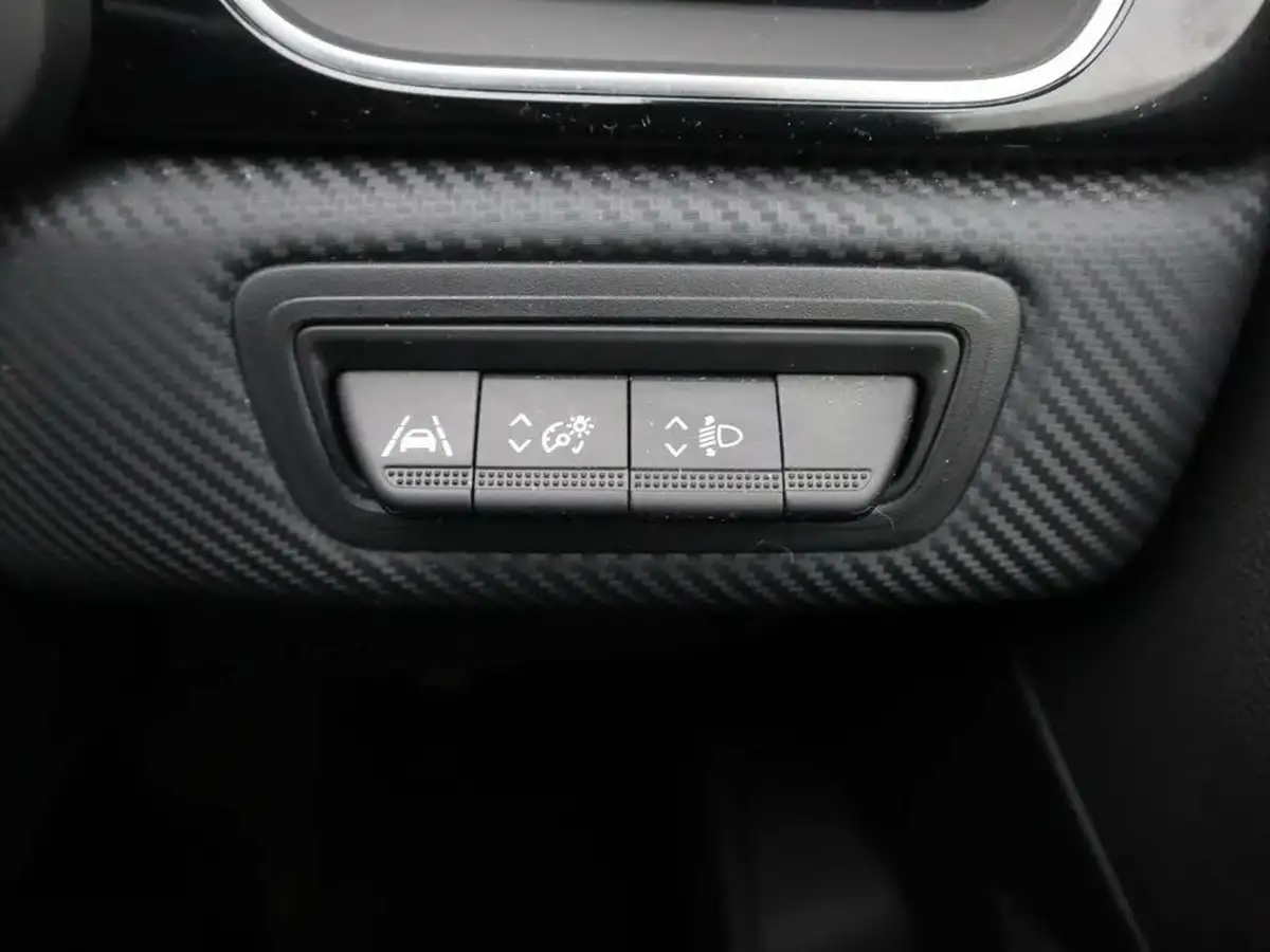 2024-renault-captur-16-e-tech-engineered-145ps-full-big-36