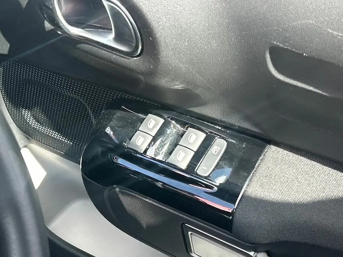 2022-citroen-c3-12-puretech-shine-plus-110ps-ss-big-18