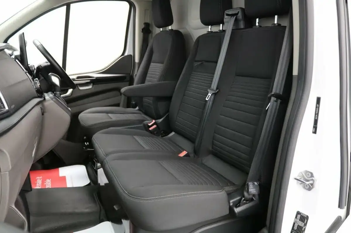 2022-ford-transit-custom-20tdci-300-l1h1-limited-130pseu6dt-panel-van-auto-big-18