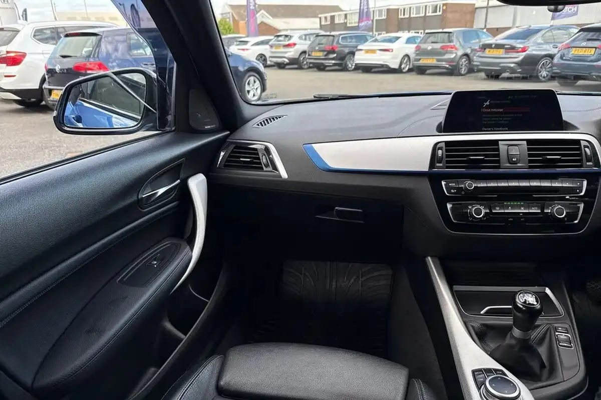 2018-bmw-1-series-15-118i-m-sport-shadow-edition-5d-big-19