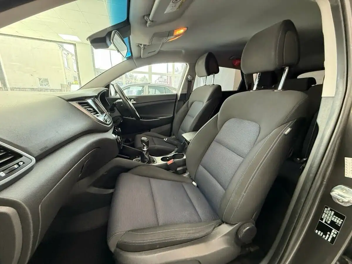 2016-hyundai-tucson-17crdi-blue-drive-se-nav-116ps-big-16