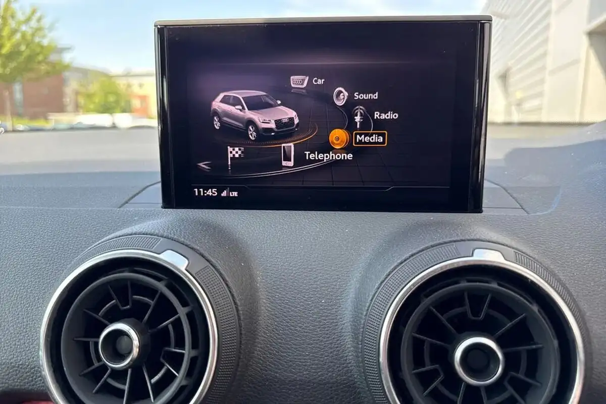 2018-audi-q2-14-tfsi-sport-big-46