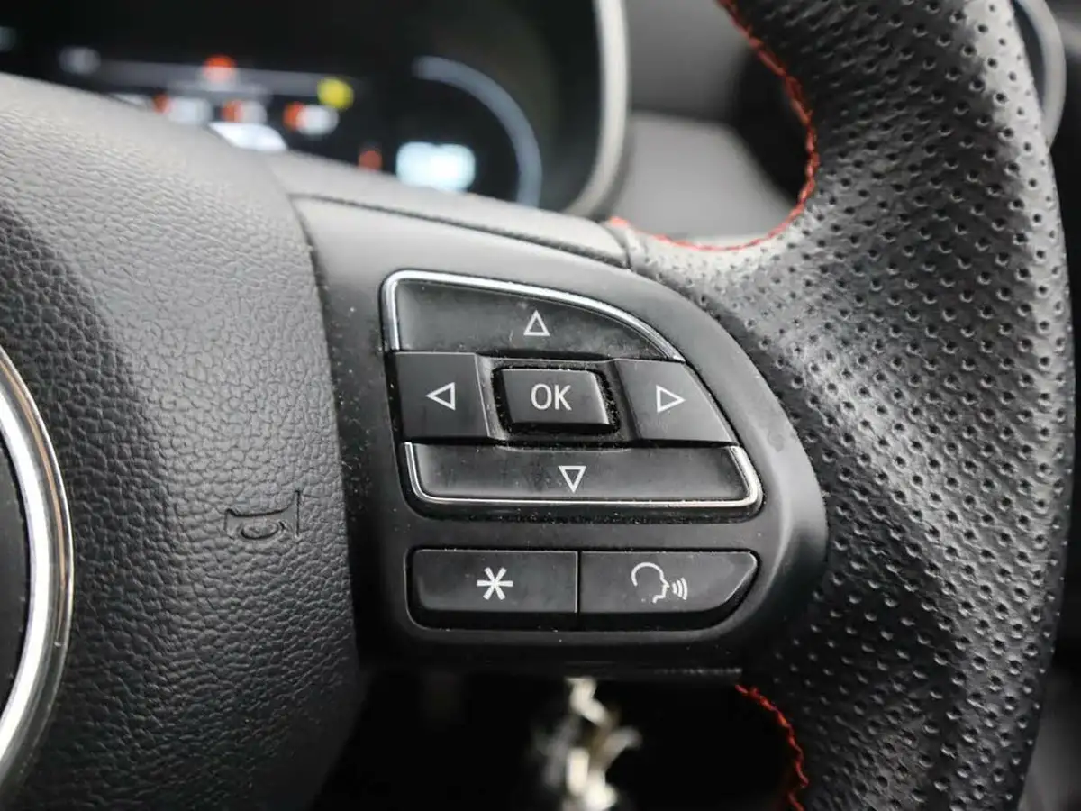 2022-mg-zs-suv-15-vti-tech-exclusive-big-29