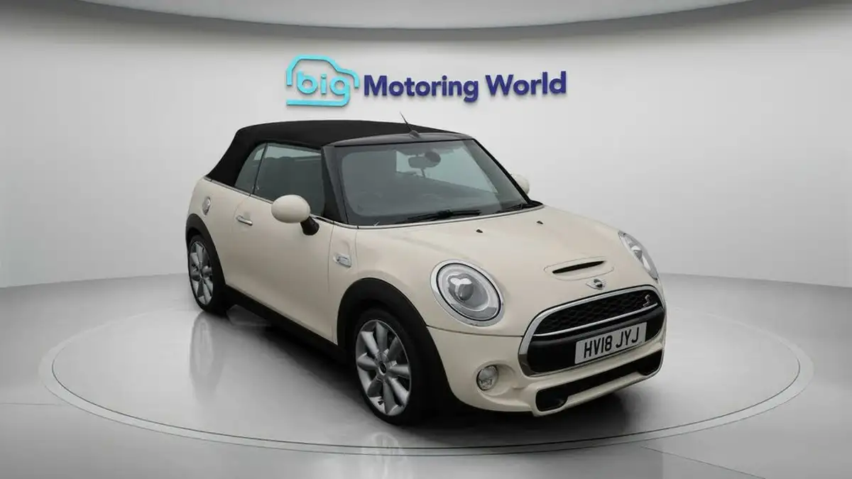 2018-mini-cooper-20-cooper-s-series-ii-ss-convertible-2d-big-21