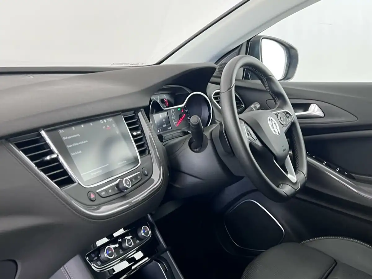 2020-vauxhall-grandland-x-16i-turbo-elite-nav-big-18