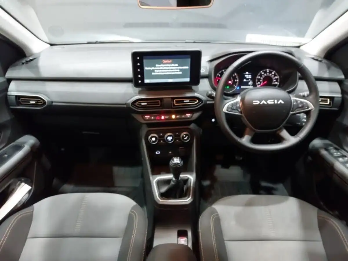 2023-dacia-sandero-stepway-10-tce-essential-90bhp-big-2