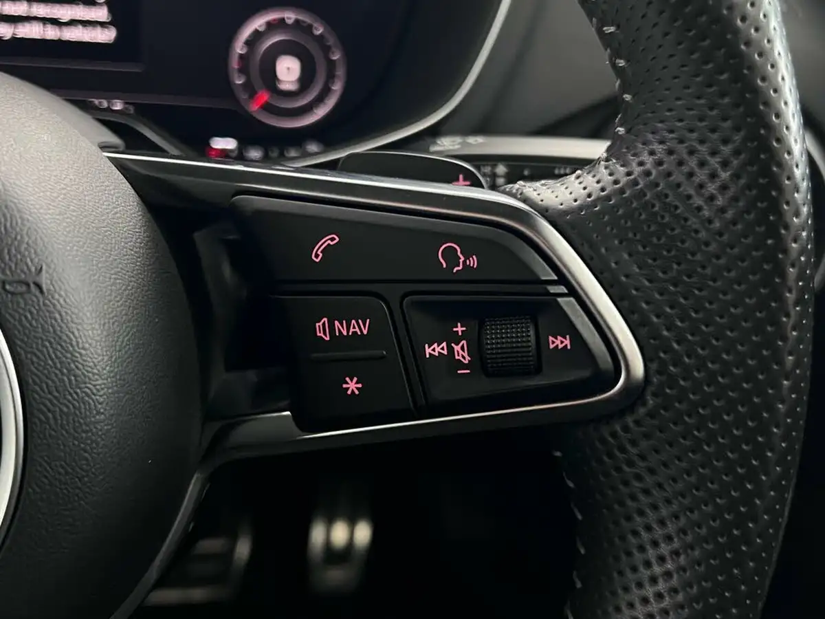 2016-audi-tt-coupe-20-tfsi-s-line-tronic-big-22