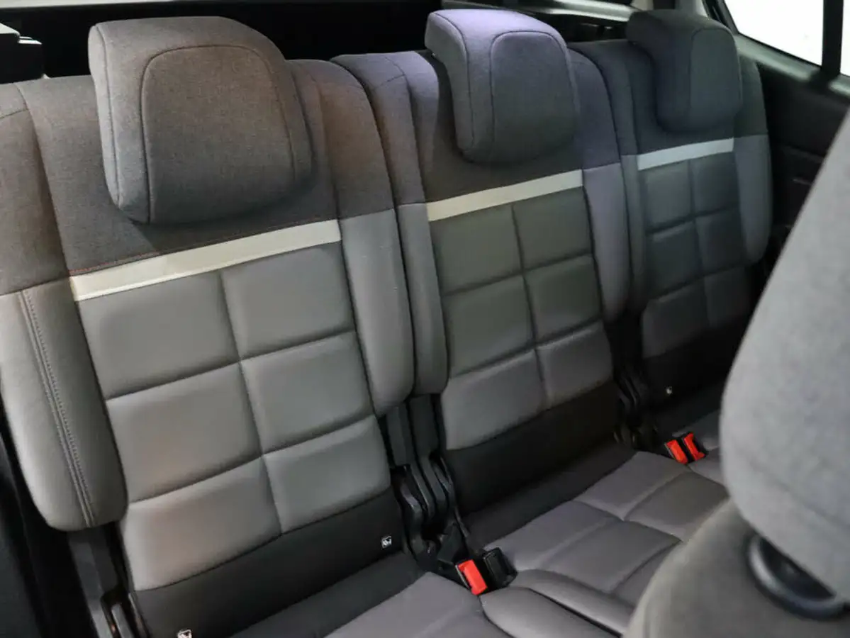 2019-citroen-c5-aircross-16-puretech-flair-plus-big-17