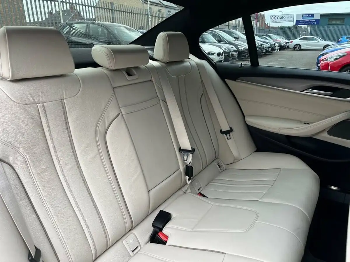 2017-bmw-5-series-30-540i-m-sport-saloon-4d-big-8