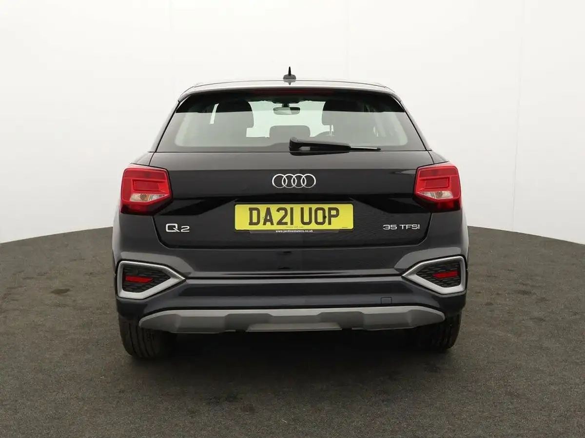 2021-audi-q2-15-35-tfsi-sport-s-tronic-big-5