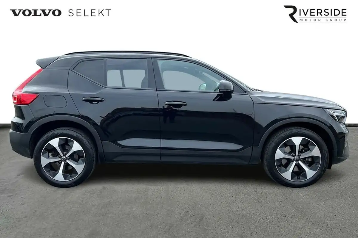 2022-volvo-xc40-20-b3-plus-big-3