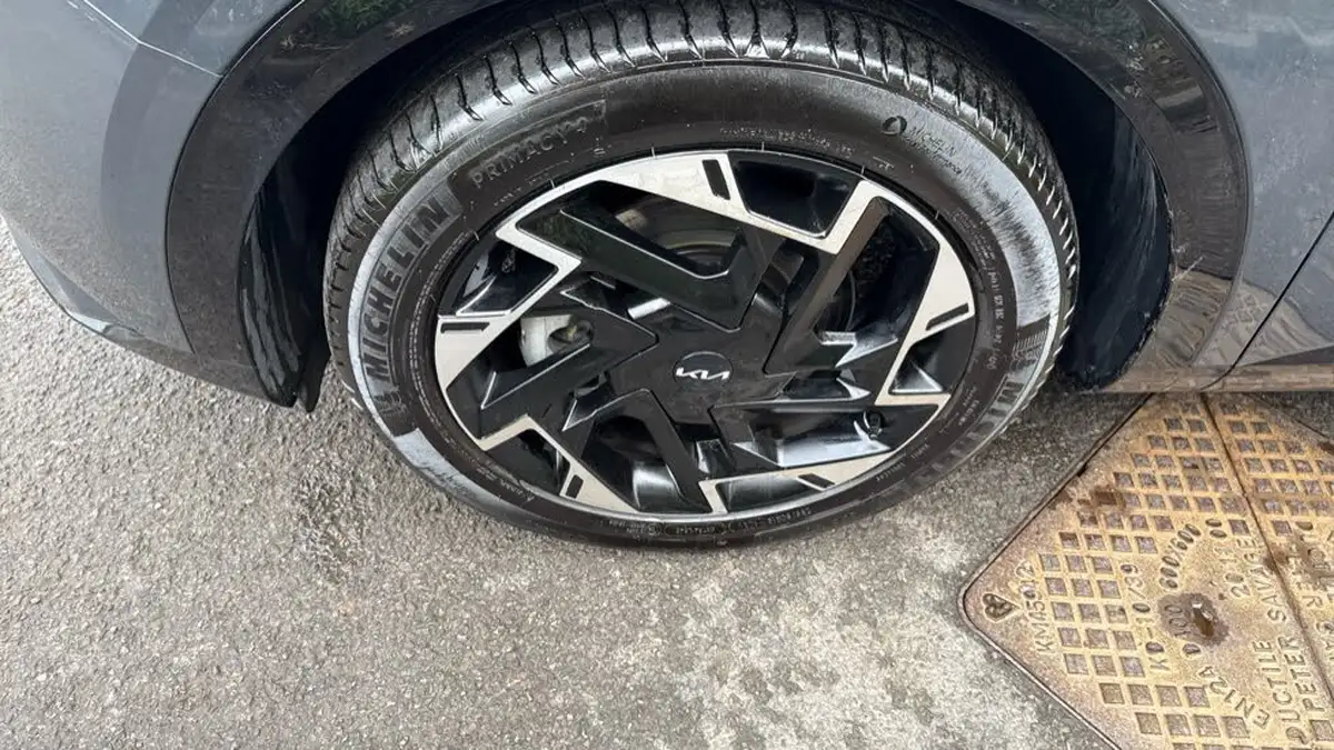 2025-kia-sportage-16-t-gdi-gt-line-157bhp-48v-dct-big-16