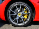 2010-ferrari-california-43-small-26