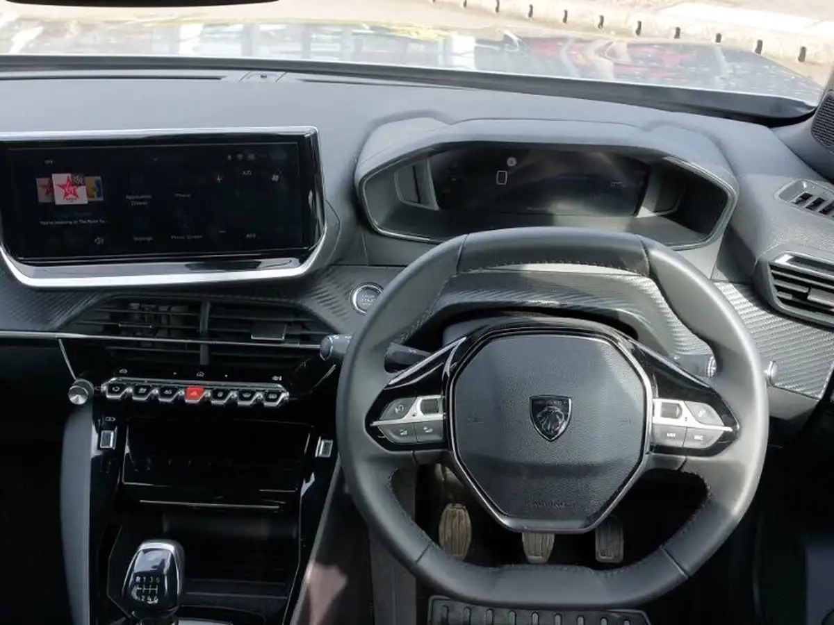 2024-peugeot-2008-suv-12-puretech-allure-130ps-big-6