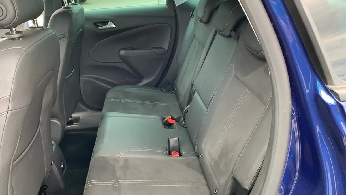 2022-vauxhall-crossland-12-ultimate-130ps-auto-big-32