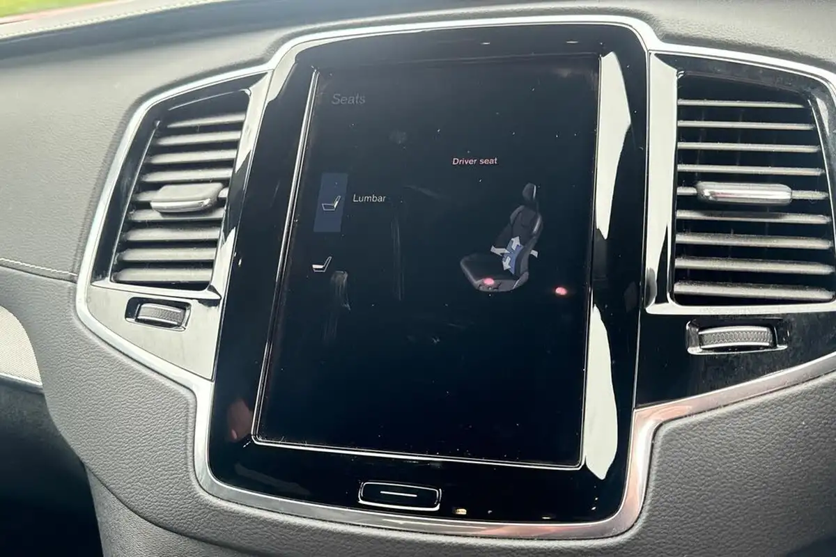 2022-volvo-xc90-20td-b5-r-design-big-24
