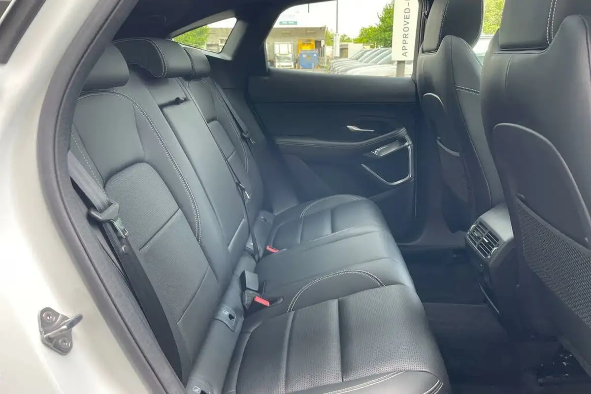 2024-jaguar-e-pace-20-d200-r-dynamic-se-black-big-34