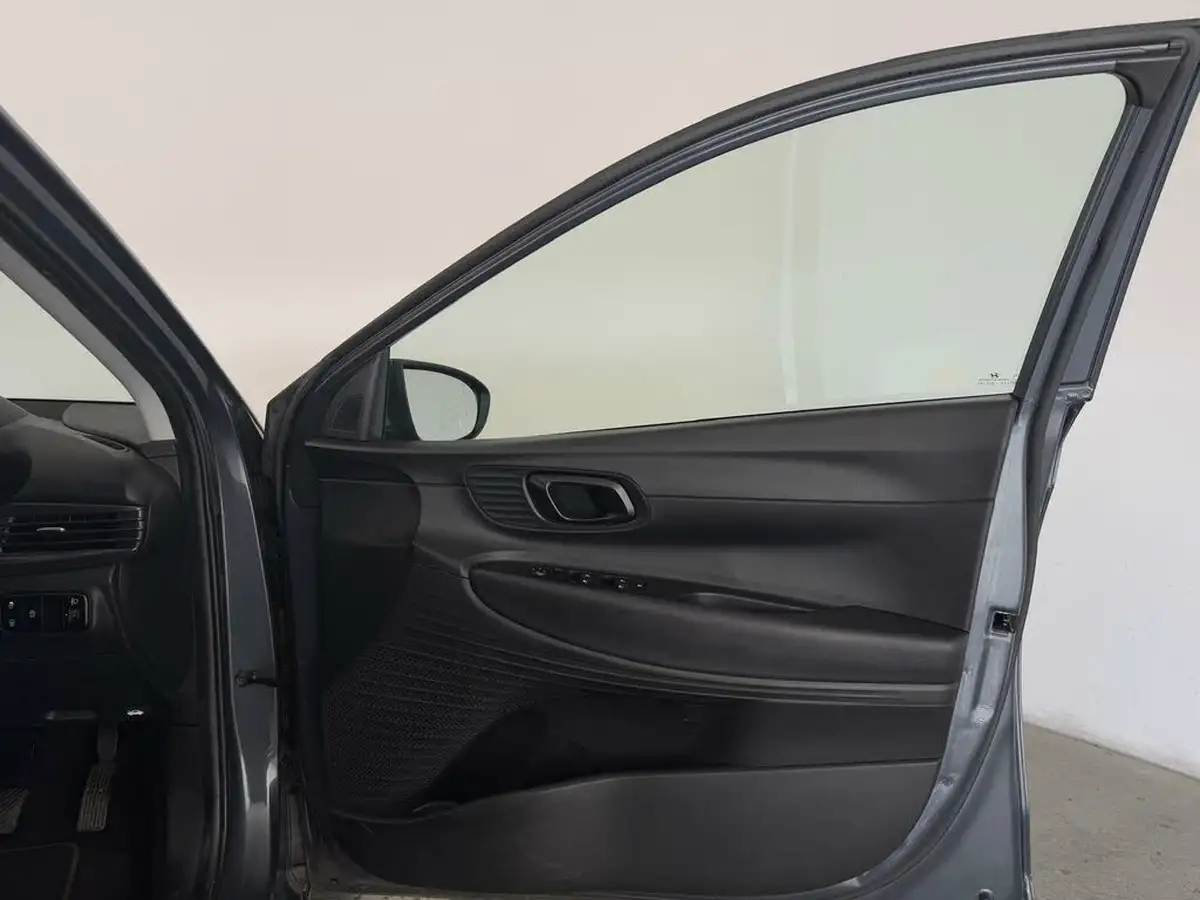 2021-hyundai-i20-10-t-gdi-element-big-21