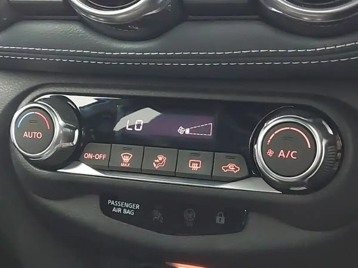 2021-nissan-juke-10-dig-t-n-connecta-dct-big-17