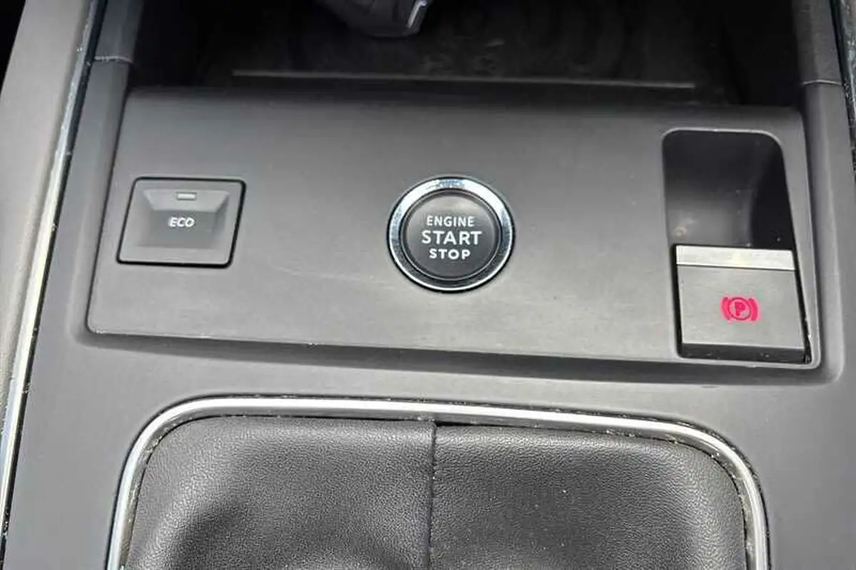 2019-citroen-c5-aircross-12-puretech-flair-plus-big-39