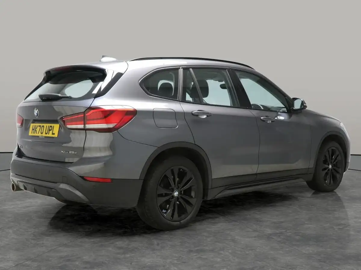 2020-bmw-x1-15-xdrive-25e-phev-sport-big-8