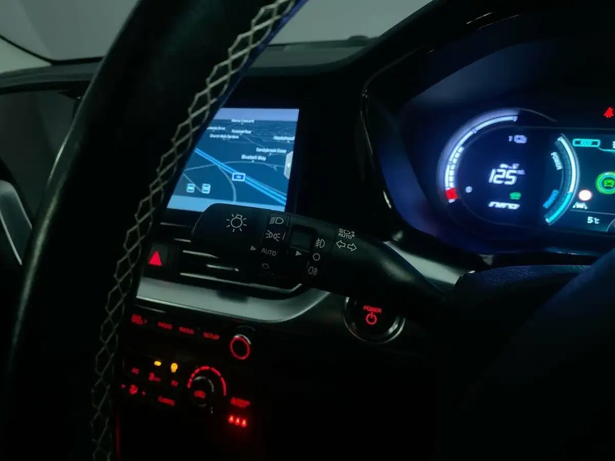 2020-kia-e-niro-ev-4-big-22