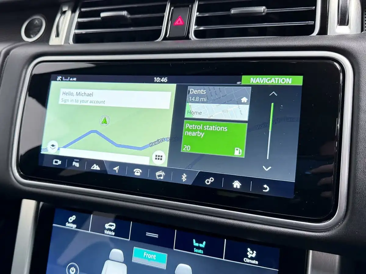 2019-land-rover-range-rover-30-sdv6-vogue-big-44