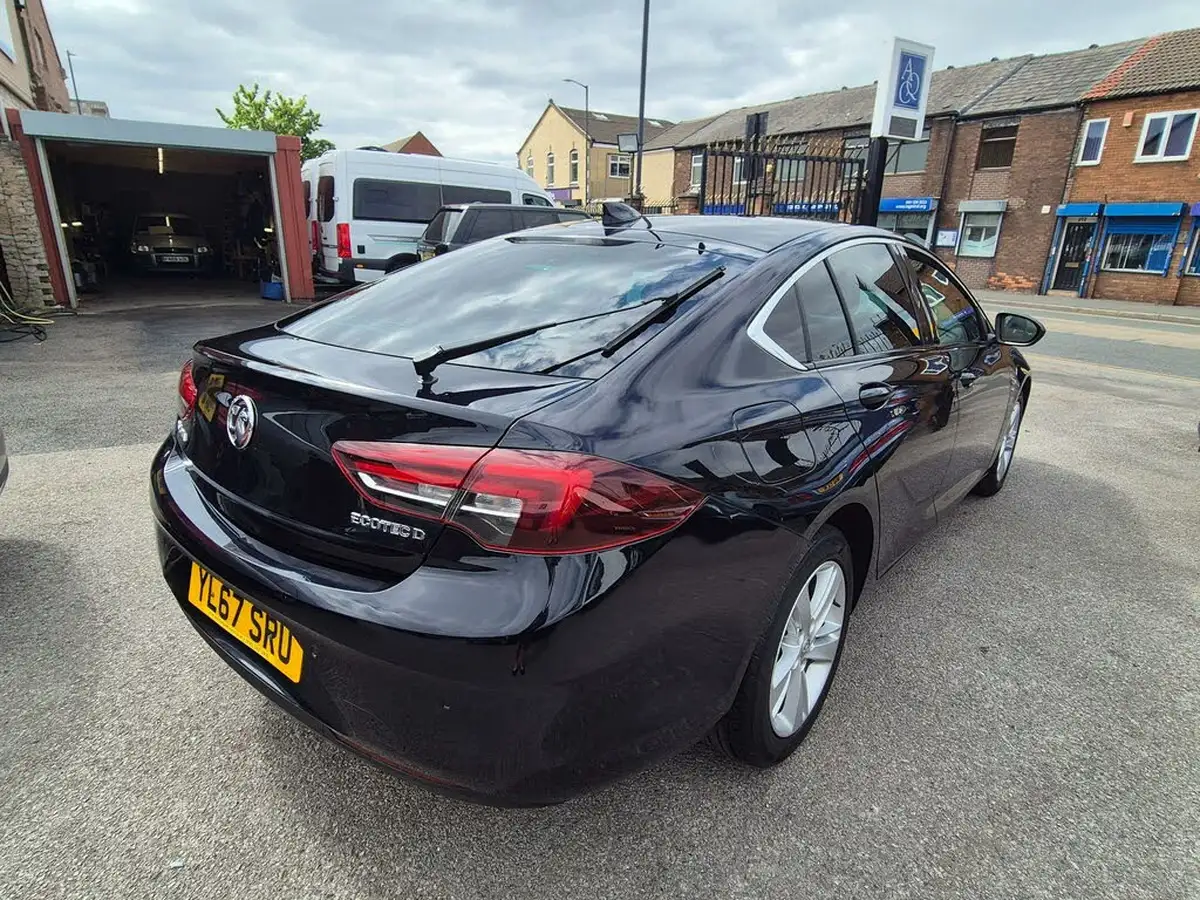 2018-vauxhall-insignia-grand-sport-16td-elite-nav-109ps-ecotec-big-6