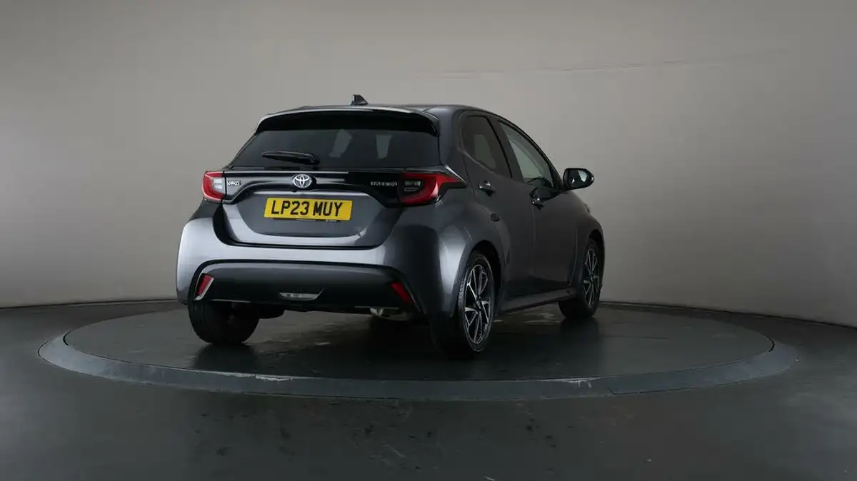2023-toyota-yaris-15-vvt-i-design-big-61