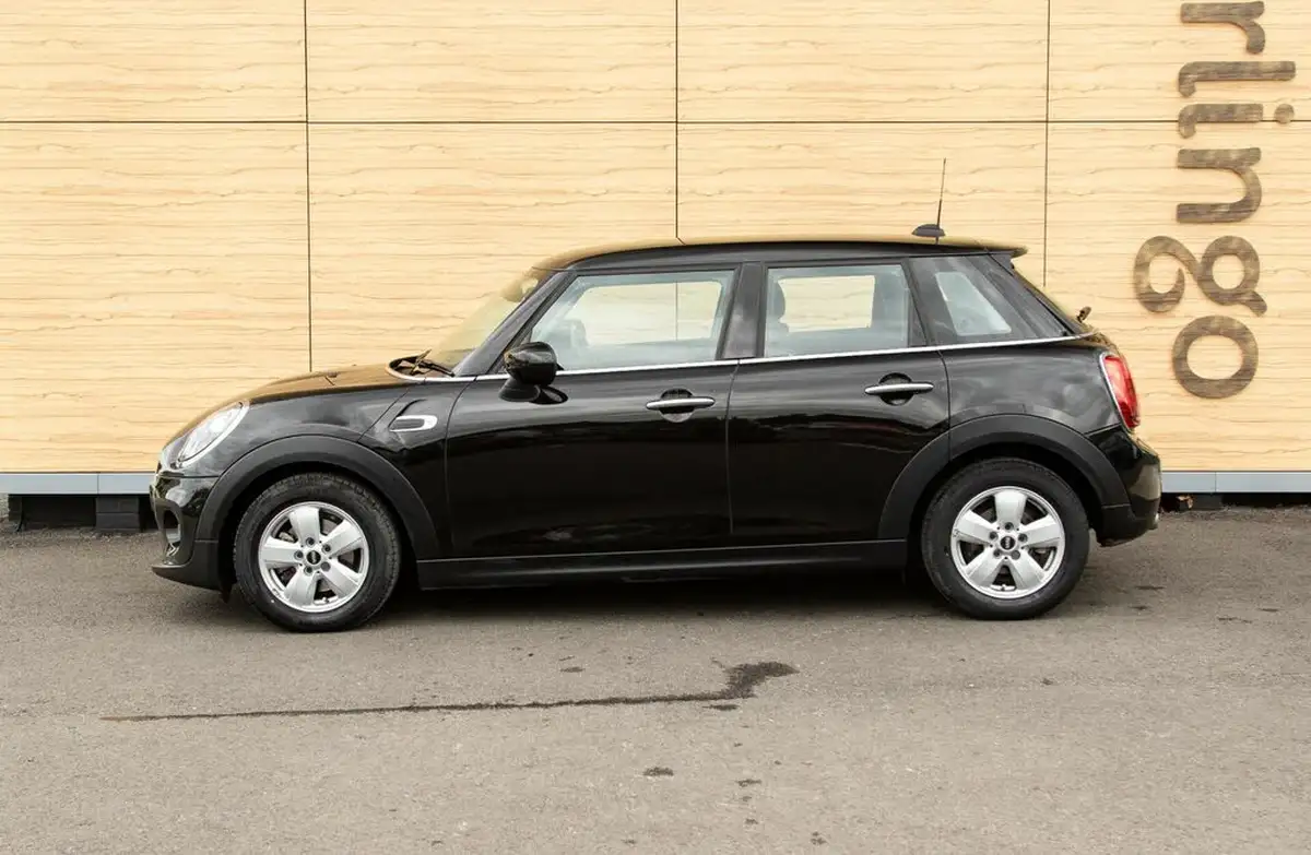 2020-mini-countryman-15-cooper-classic-auto-big-12