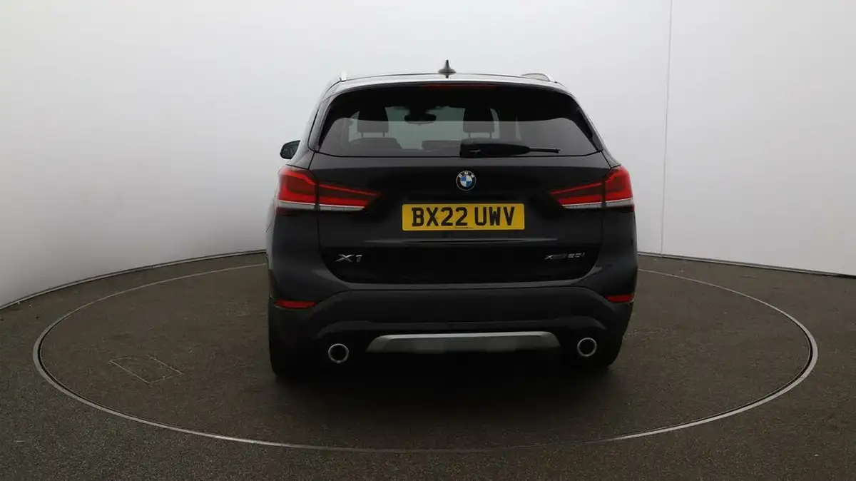 2022-bmw-x1-20-xdrive20i-xline-big-50