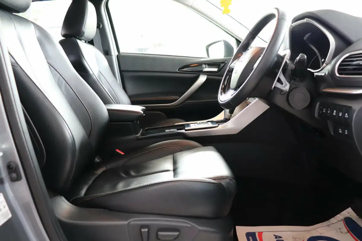 2018-mitsubishi-eclipse-cross-15-4-auto-big-19