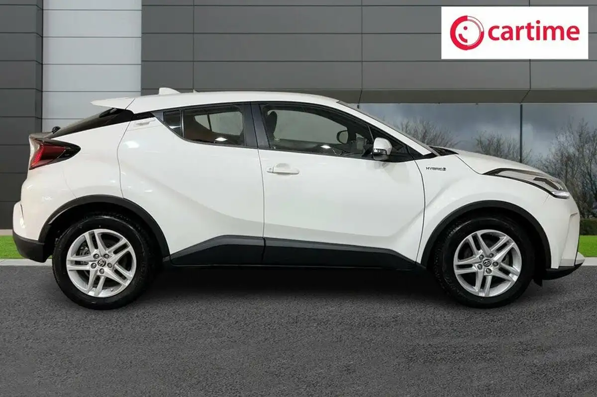 2020-toyota-c-hr-18-vvt-i-icon-parking-pack-big-1