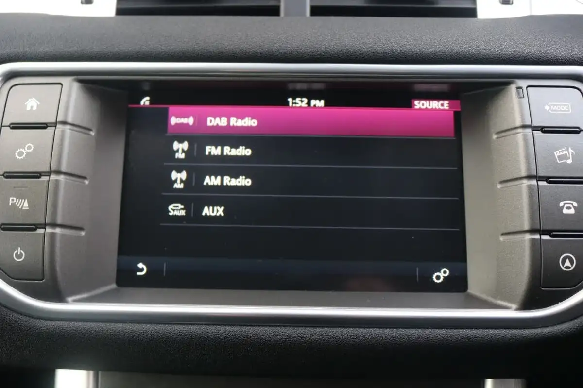 2019-land-rover-range-rover-evoque-20td4-se-tech-auto-big-11