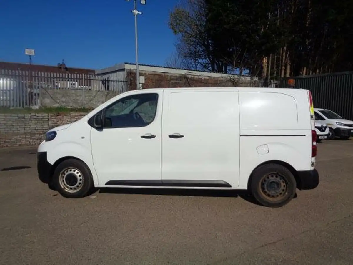 2020-peugeot-expert-15-bluehdi-compact-120bhp-big-5