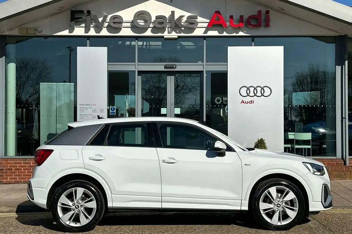 2021-audi-q2-15-35-tfsi-s-line-big-1