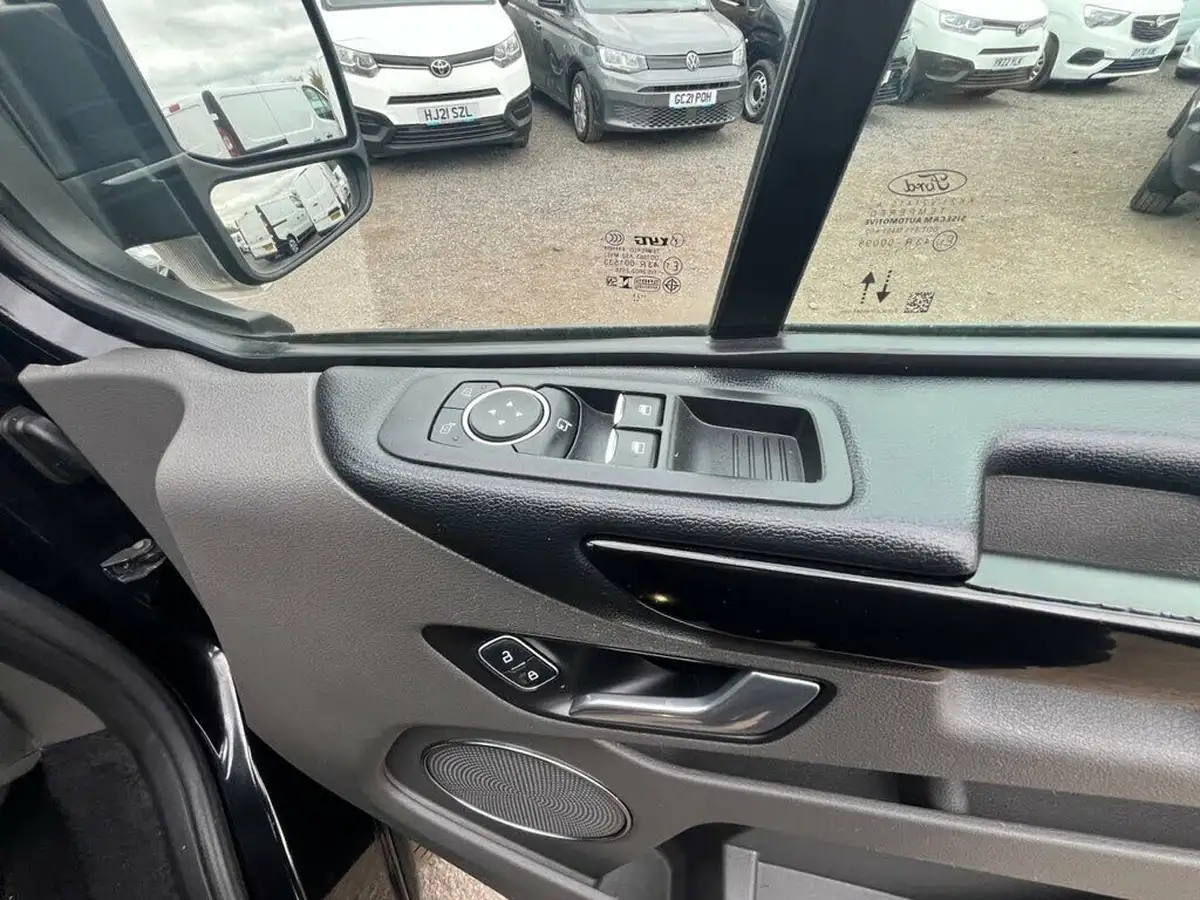 2021-ford-tourneo-custom-20tdci-320-l1-zetec-130pseu6dt-auto-big-28