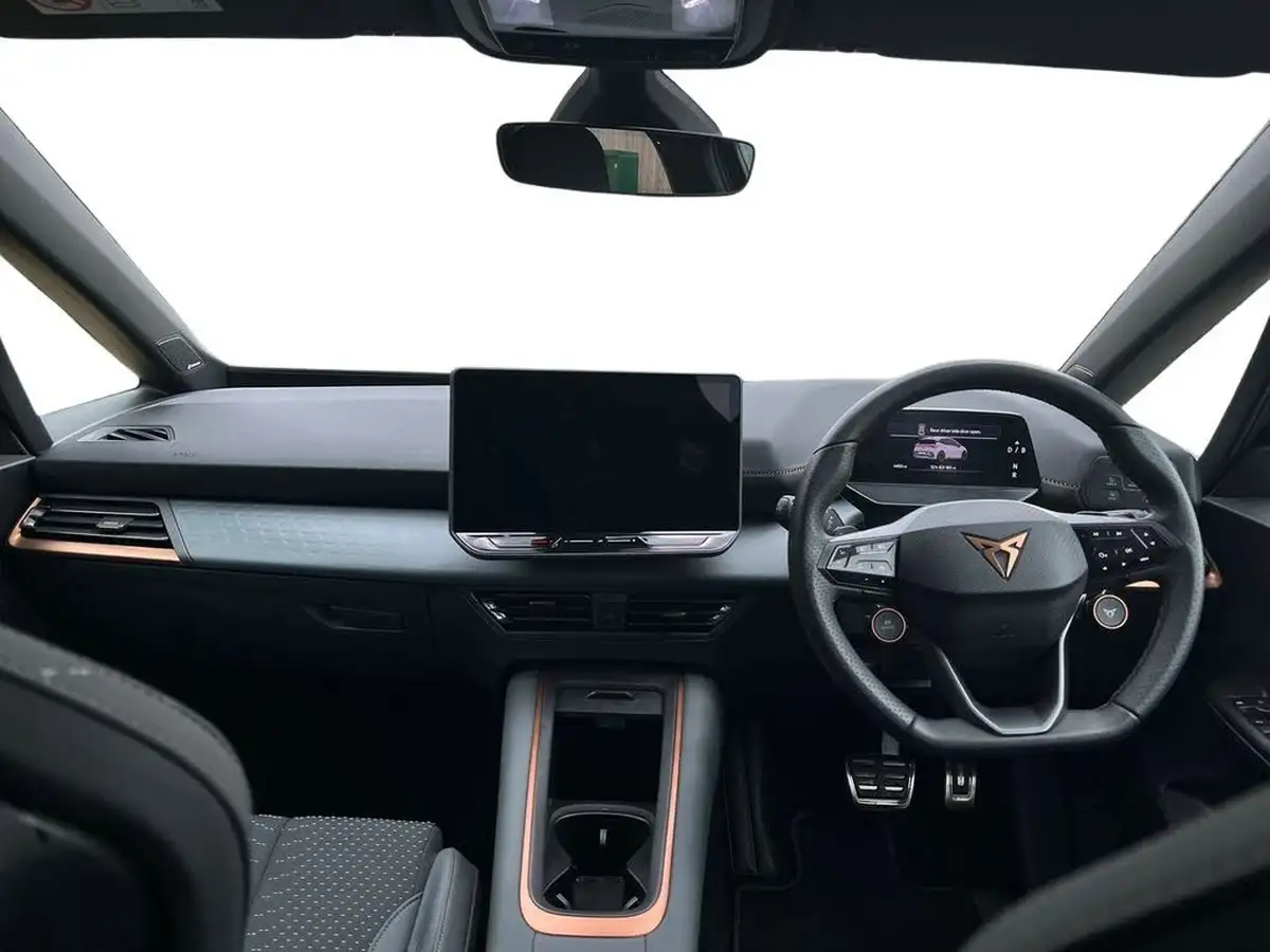2025-cupra-born-e-vz-big-6
