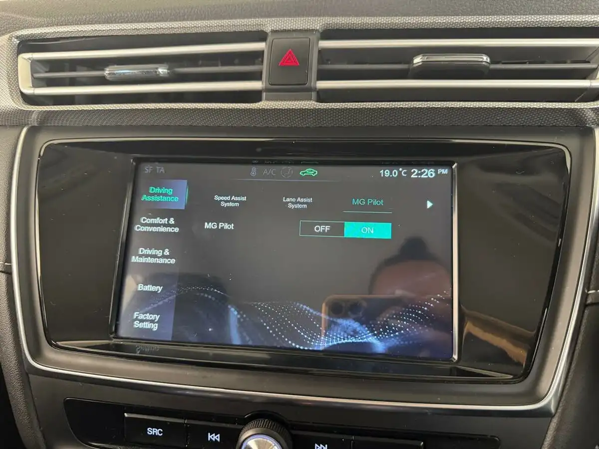 2022-mg-mg5-e-excite-ev-long-range-big-35