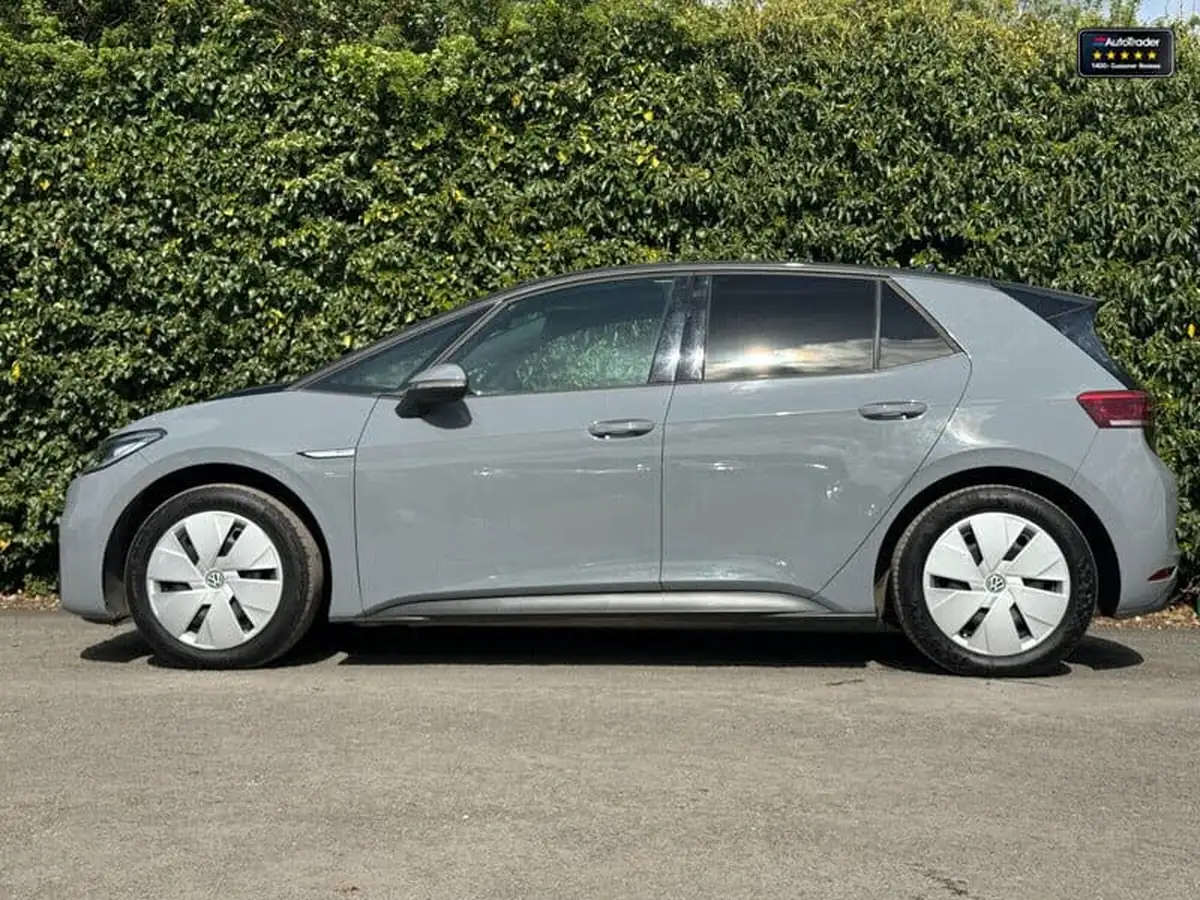 2021-volkswagen-id3-e-tech-big-4