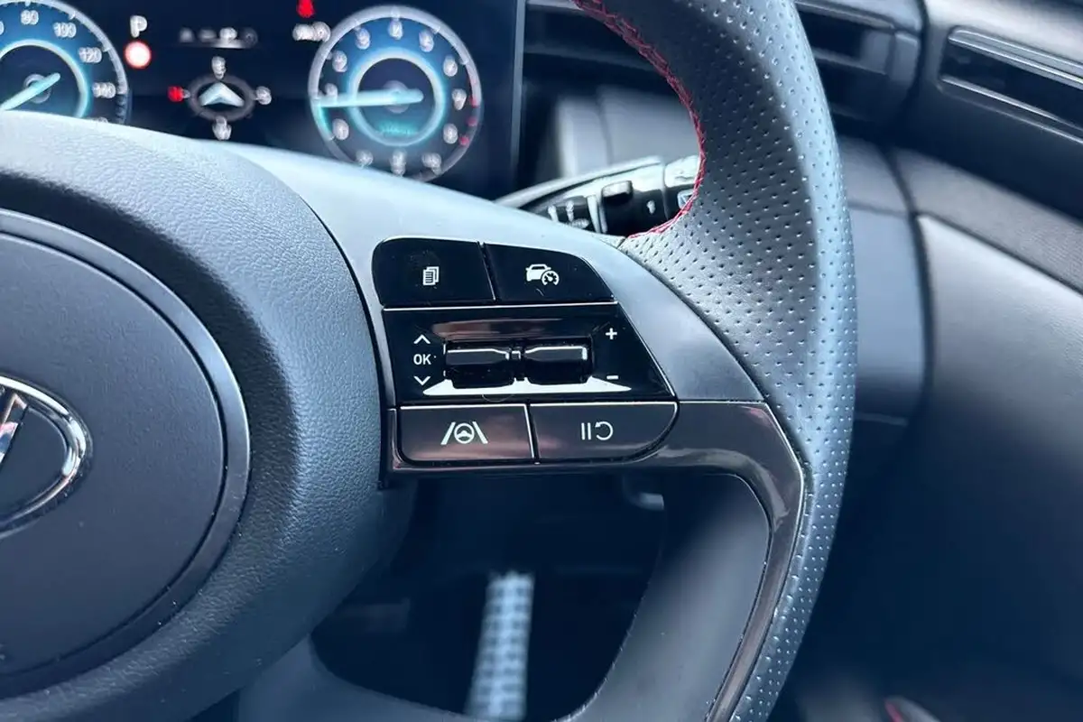 2023-hyundai-tucson-16-t-gdi-n-line-150ps-48-volt-mhev-dct-big-38