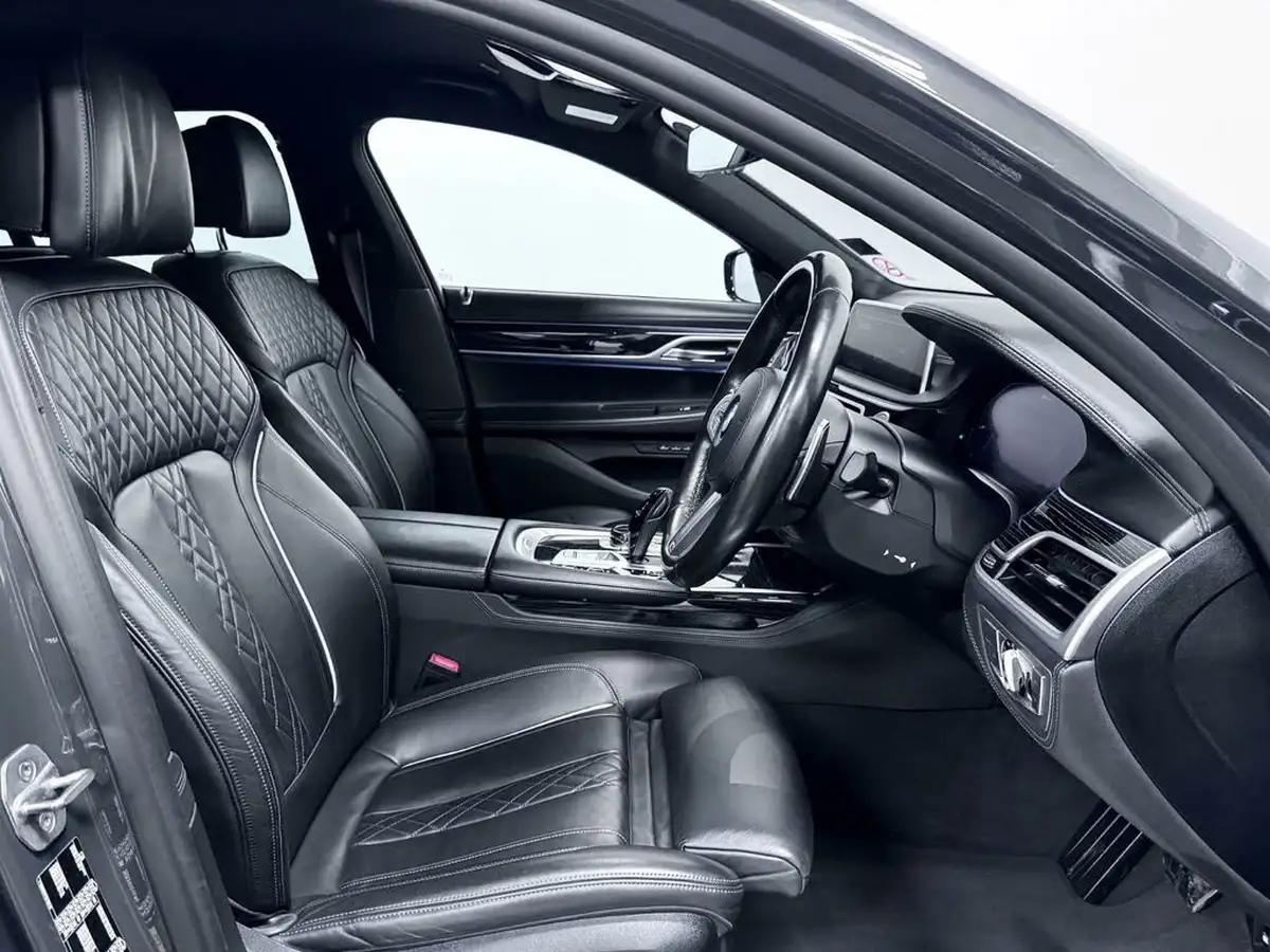 2022-bmw-7-series-30-745e-m-sport-big-22