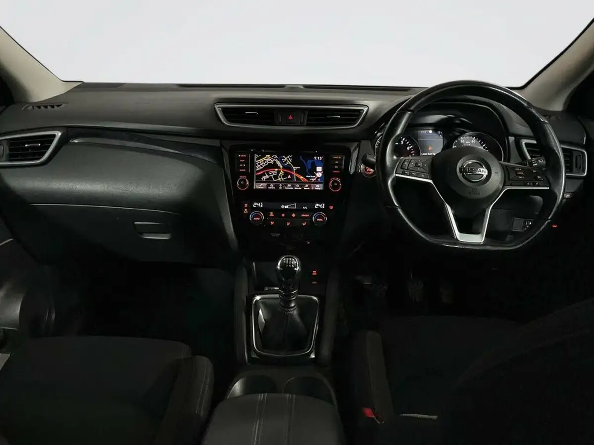 2020-nissan-qashqai-13-dig-t-n-connecta-140ps-big-2