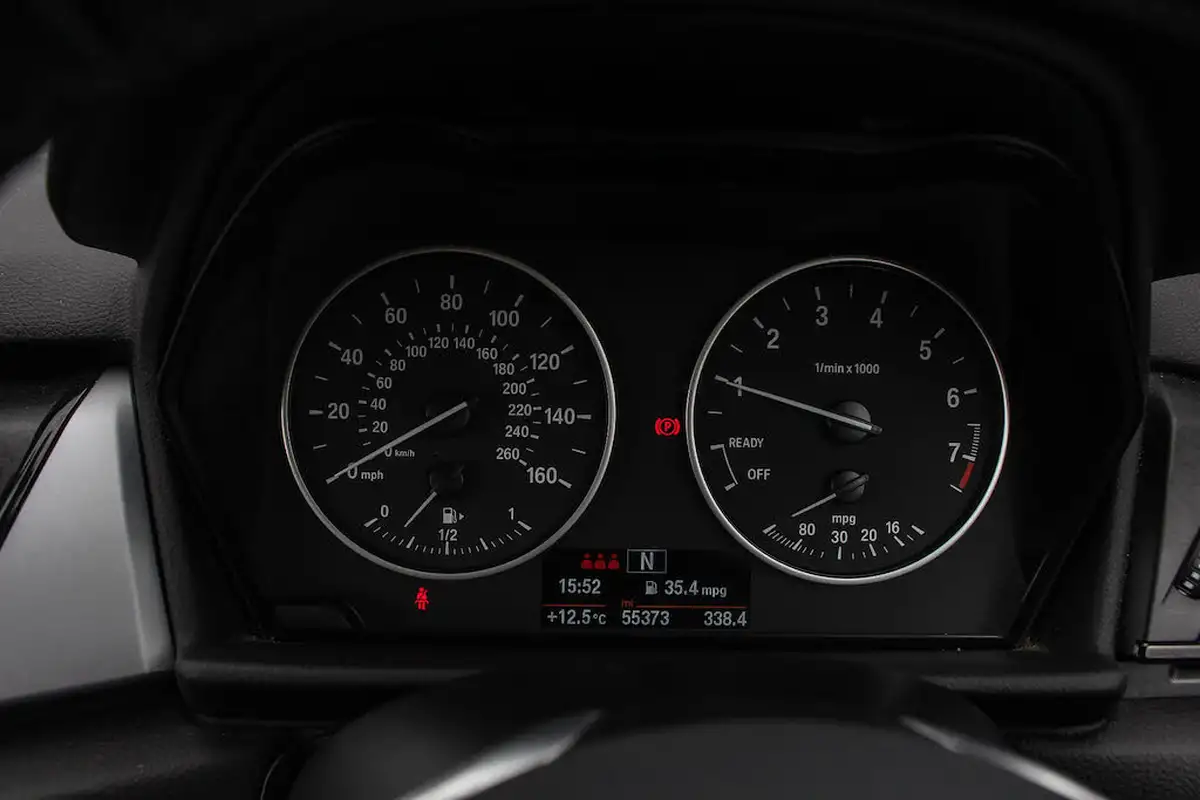 2016-bmw-2-series-15-218i-se-active-tourer-5d-big-39