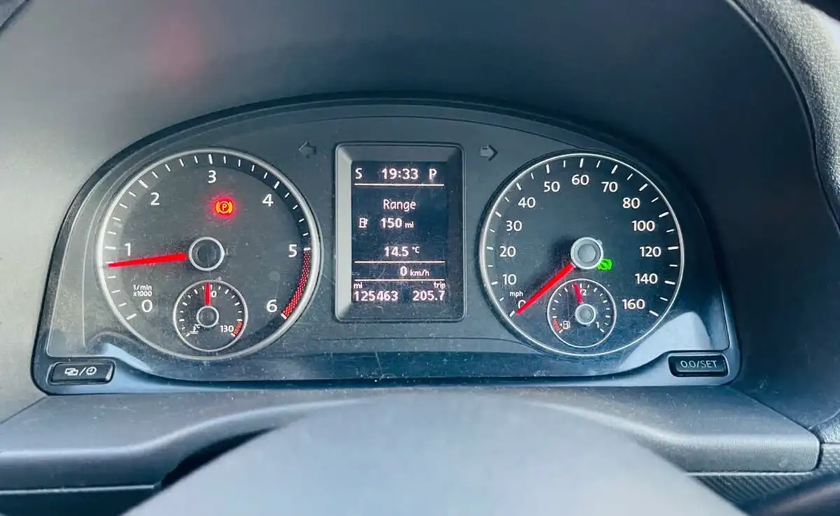 2015-volkswagen-caddy-maxi-16tdi-c20-maxi-highline-dsg-big-19